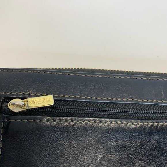 Fossil Black Leather Wristlet Wallet 8 x 4" - Picture 7 of 8